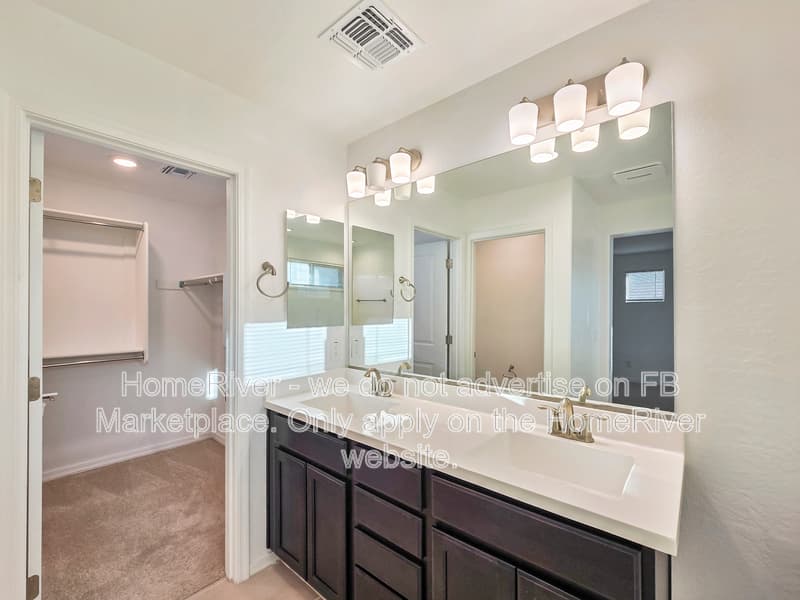 Surprise House: 14119 W Bronco Trl