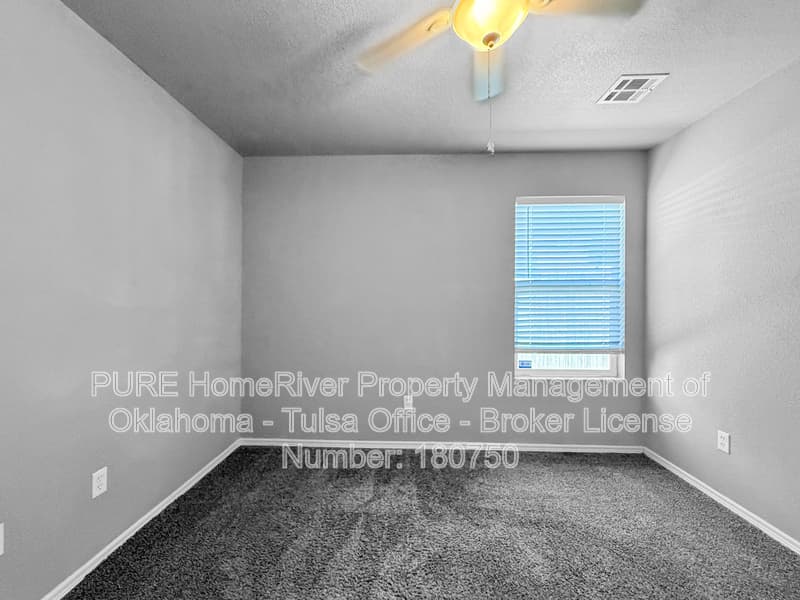 Bixby House: 8758 E 160th Pl S