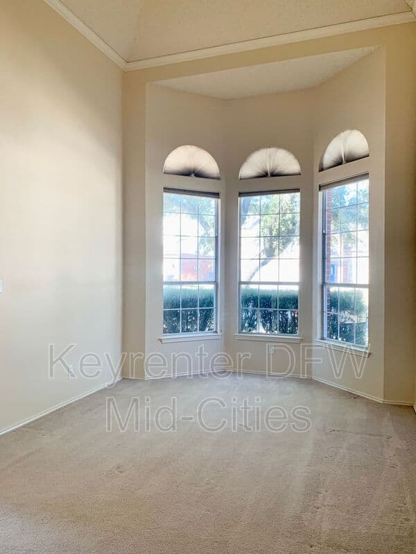 Plano House: 2320 Kittyhawk Drive