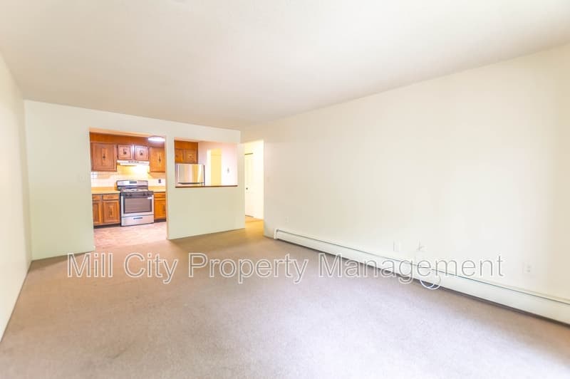 Manchester Condo: 23 Country Club Drive - 1036