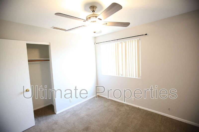 Glendale House: 10407 W Medlock Dr