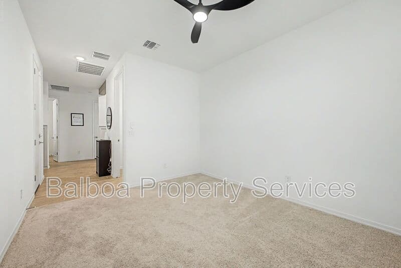Queen Creek House: 22900 E Lords Way