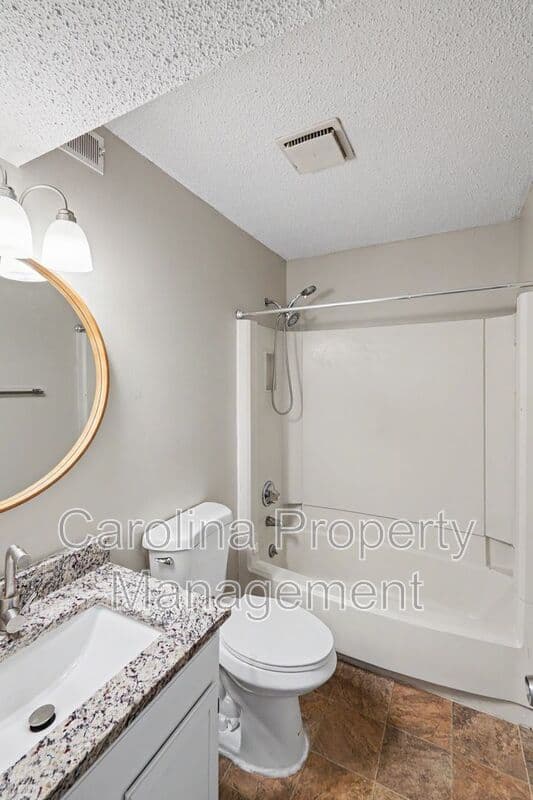 Charlotte House: 10971 Harrowfield Rd