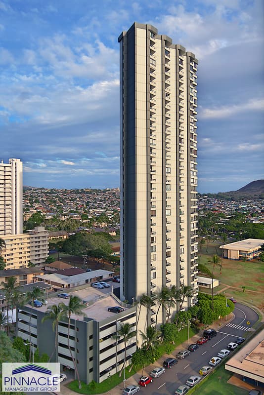 Honolulu Condo: 2600 Pualani Way #104