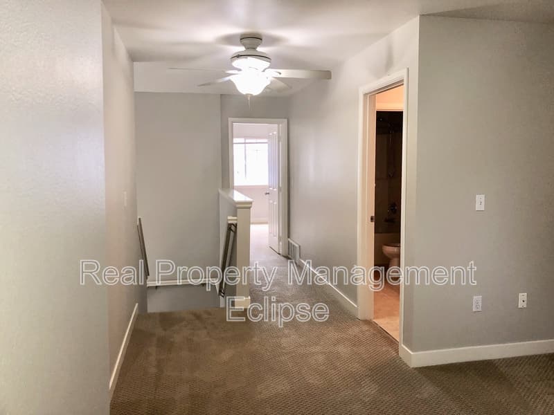 Sammamish House: 23120 NE 8th Pl