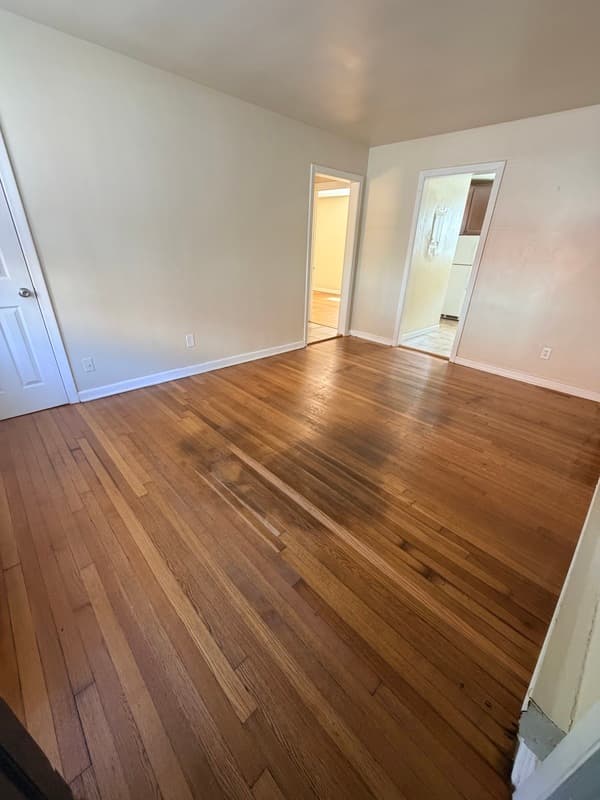 Richmond Condo: 2603 5th Ave