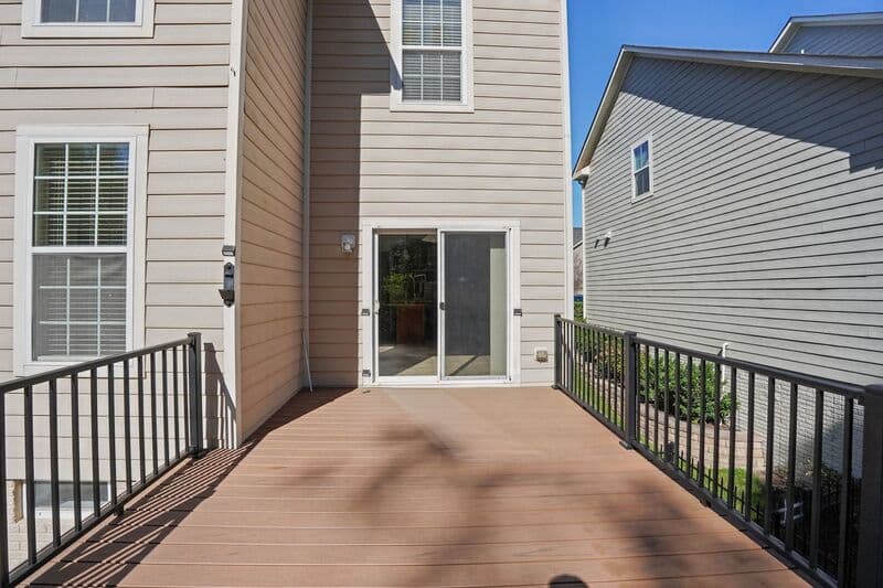 Fredericksburg House: 1100 Wright Court
