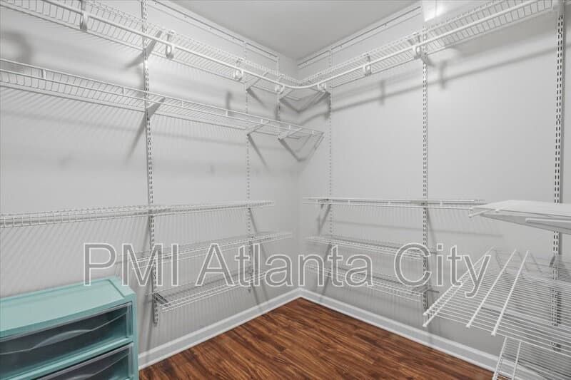 Suwanee Townhome: 4428 Grove Field Park NW