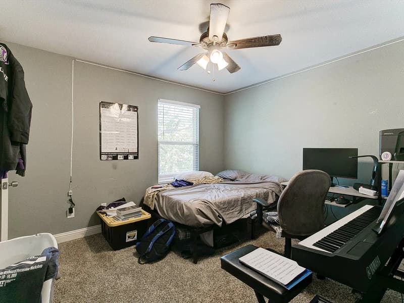 Fort Worth House: 2313 West Devitt Street