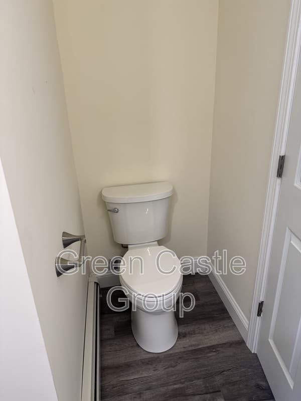 Burlington Condo: 252 College Street, Unit 3