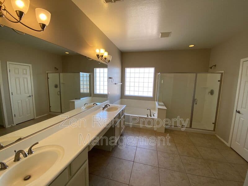 Maricopa House: 36971 W Oliveto Ave