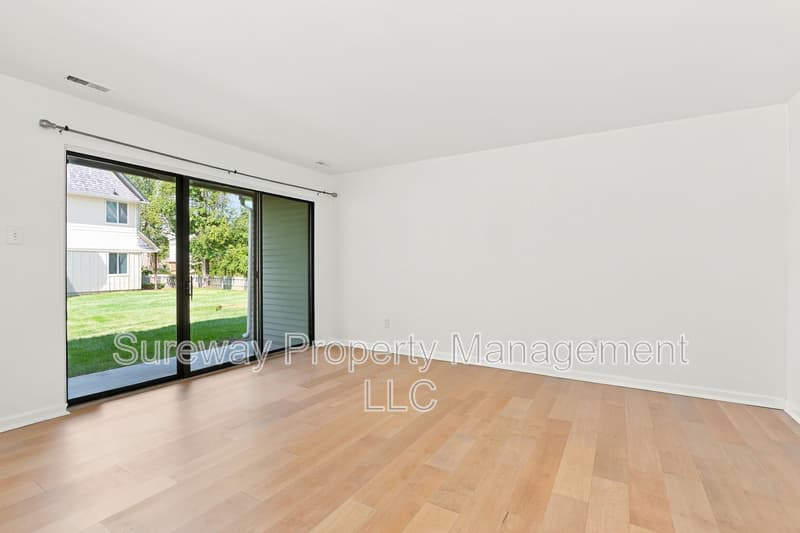 Cherry Hill Condo: 502 Barclay Walk