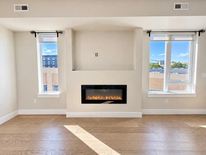 Englewood Townhome: 3535 S Emerson St.