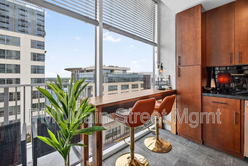 Orlando Condo: 155 South Court Avenue