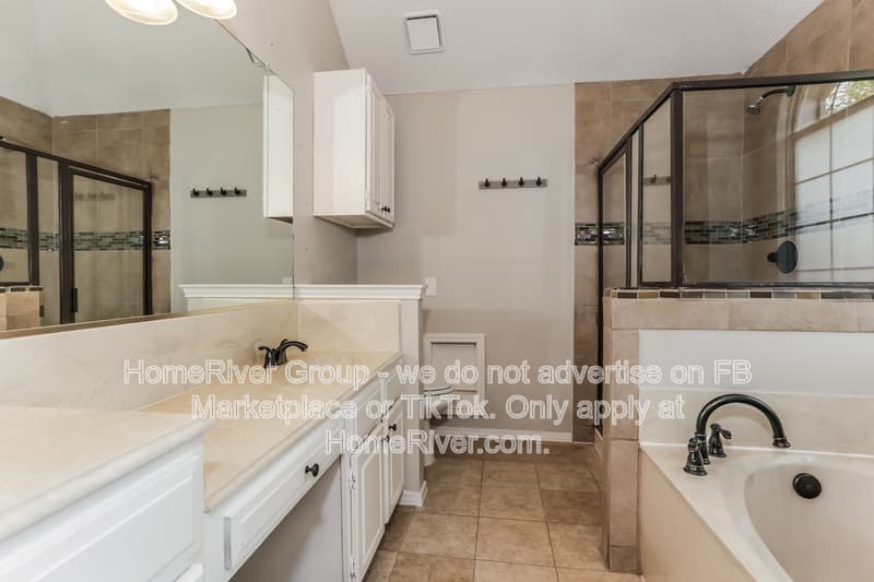 Desoto House: 720 Brees Dr
