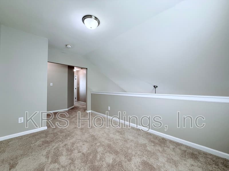 Fuquay Varina House: 232 N Honey Springs Avenue