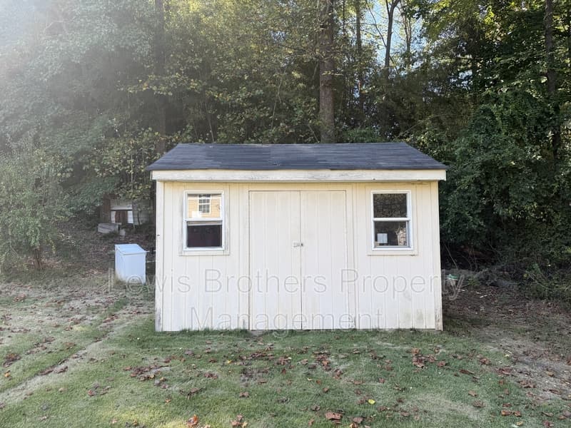 Richmond House: 3209 Purvis Road