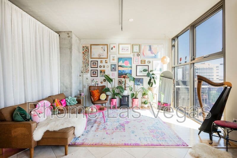 Las Vegas Condo: 353 E Bonneville Ave