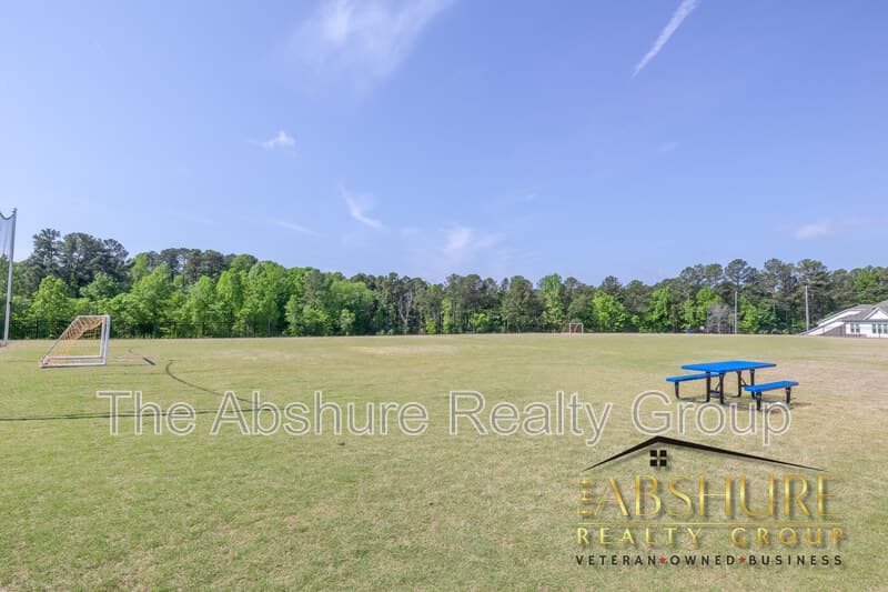 Durham Condo: 1053 Commack Drive