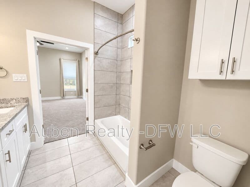 Dallas House: 4520 Garrison Avenue