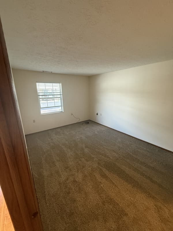 Medina Condo: 565 Leisure Lane