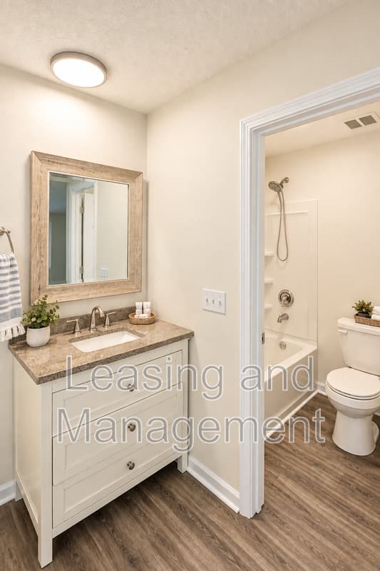 Charleston Townhome: 2494 Etiwan Avenue