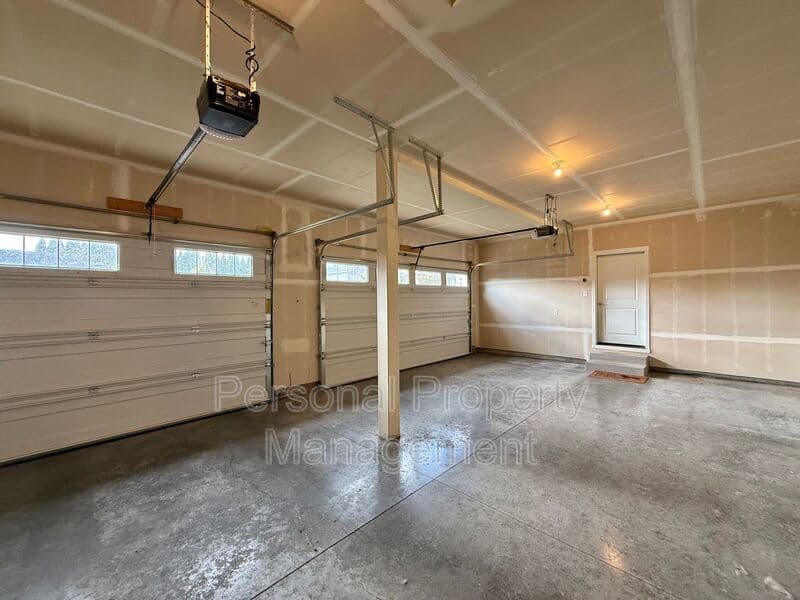 Vancouver House: 5502 NE 134th St