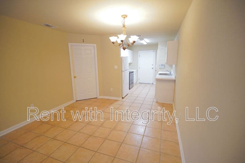 Tallahassee Condo: 845 -2 W Georgia St