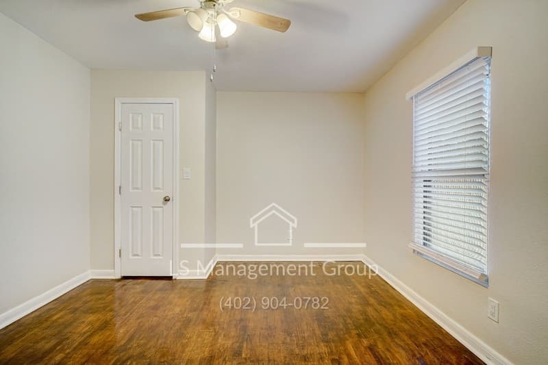 San Antonio House: 609 Taft Blvd,1