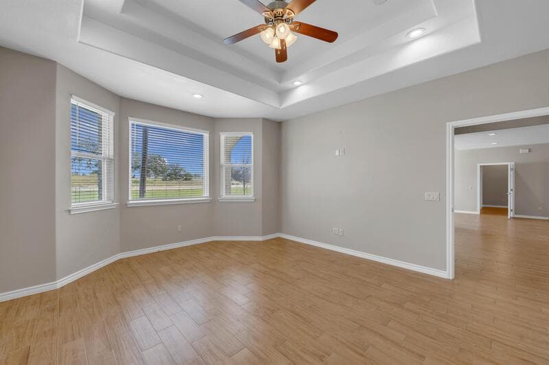 Kingsland House: 625 Skyline Drive