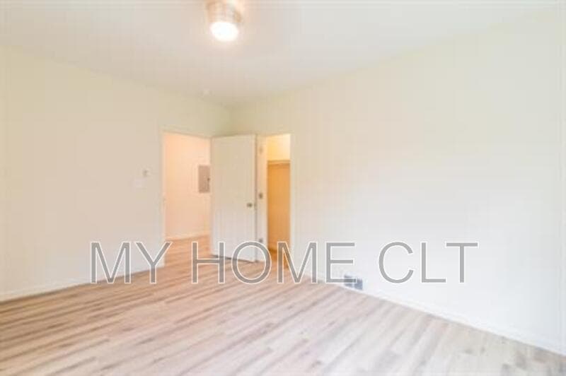 Shelby Condo: 506 East Marion Street - 2