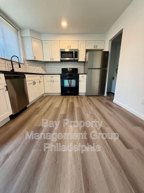 Philadelphia House: 1414 N 11th St