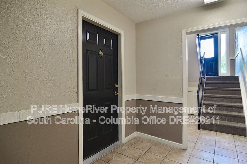 Columbia Condo: 1002 Old Manor Rd