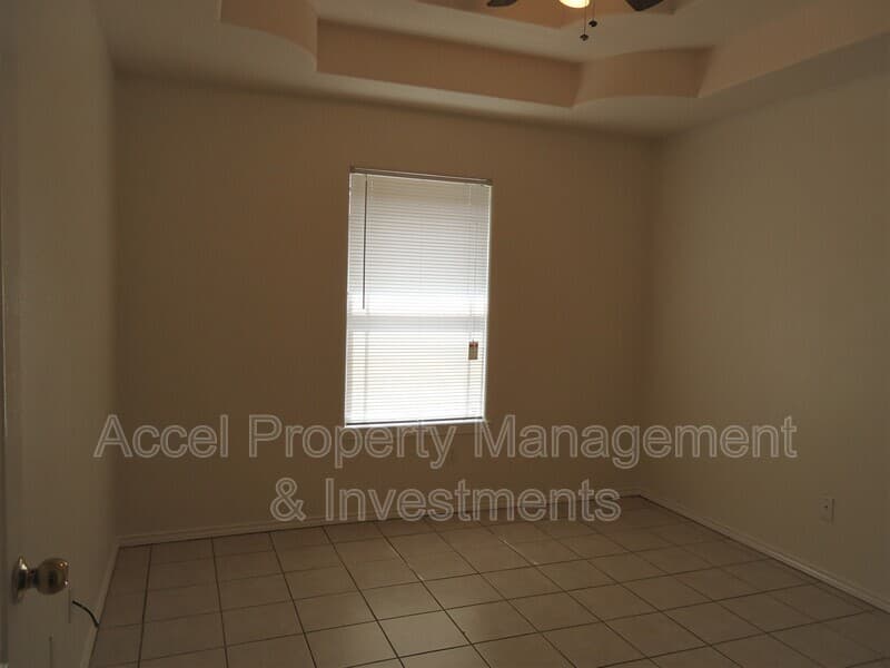 Pharr Condo: 1803 Ironwood St.