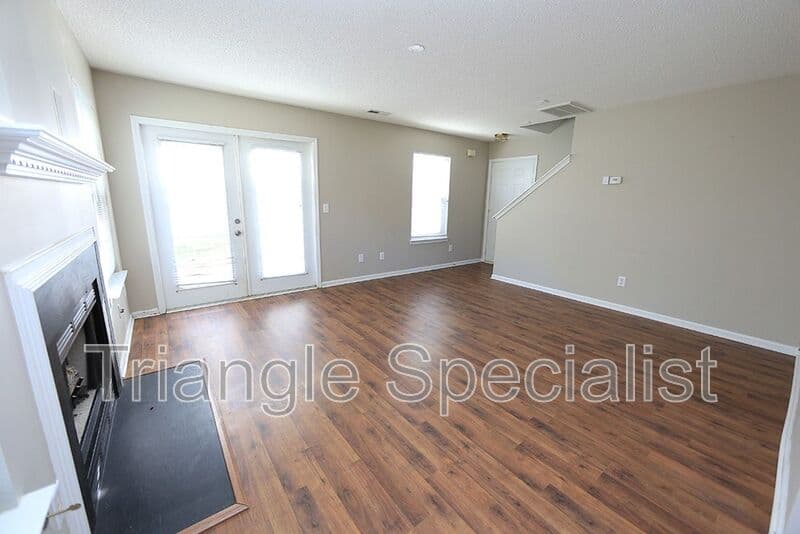 Raleigh House: 9128 Shallcross Way