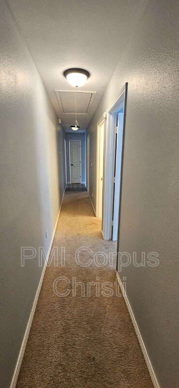 Corpus Christi House: 6014 Lipes Boulevard