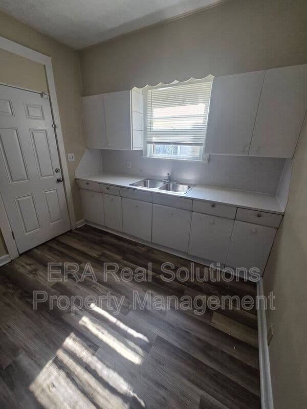 Columbus Condo: 52 N Ogden Rd