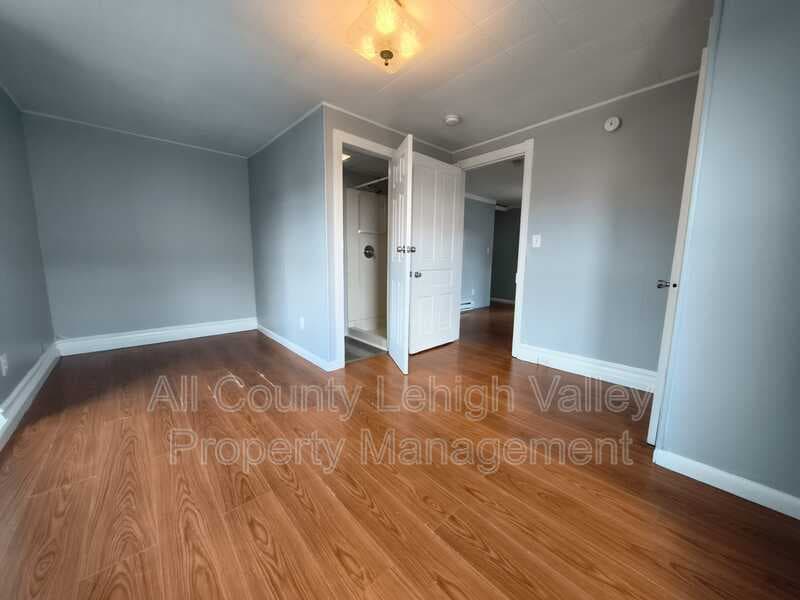 Allentown Condo: 127 N 12th St
