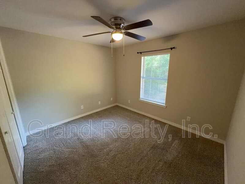 Milton House: 6464 Outer Drive