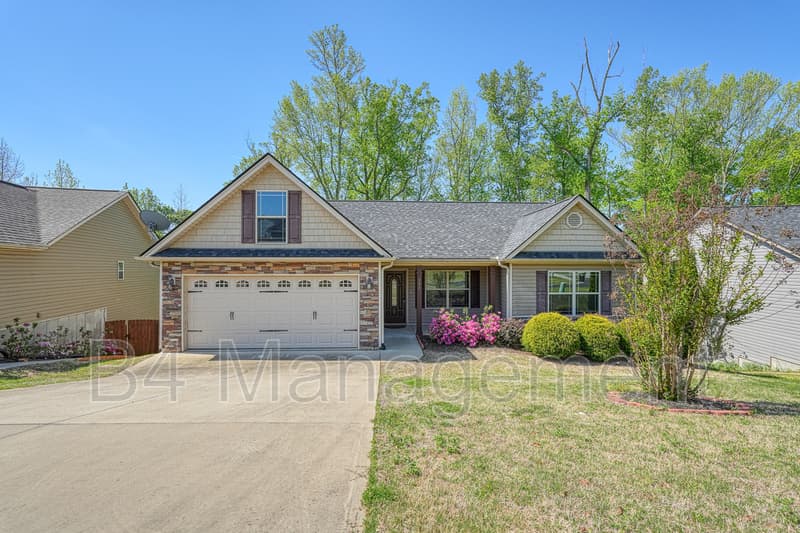 Inman House: 151 Harvest Ridge Drive