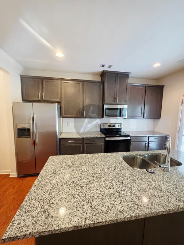 Stone Mountain House: 5270 Mill Way