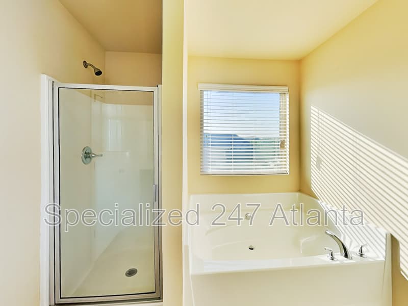 Lawrenceville House: 1324 Little Hampton Dr