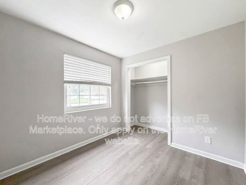 Jacksonville House: 5508 Moret Dr E