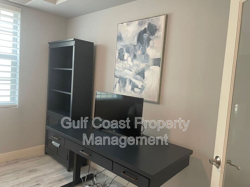 Osprey House: 260 Hidden Bay Dr