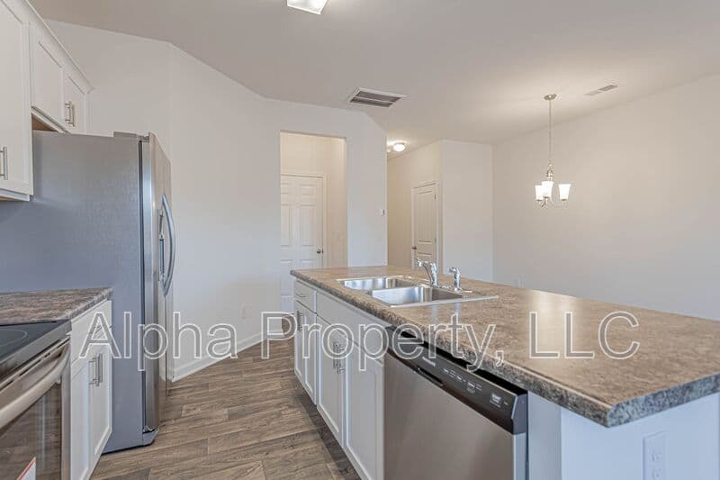 Greer Townhome: 30 Moorlyn Ln