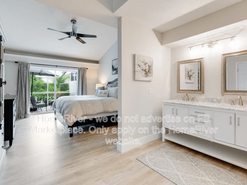 Sarasota Condo: 4422 Winston Ln S