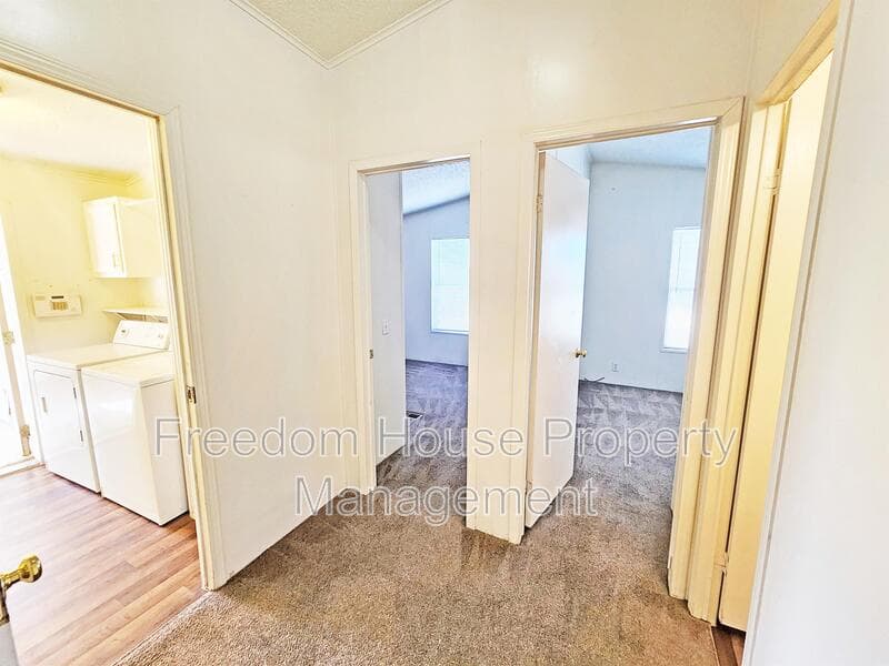 Pahrump House: 1441 West Betty Avenue