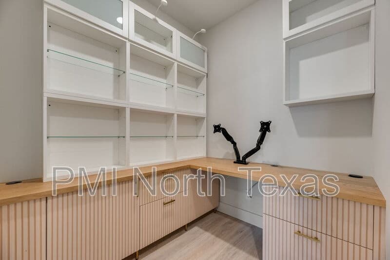 Prosper House: 770 Cavitt Court