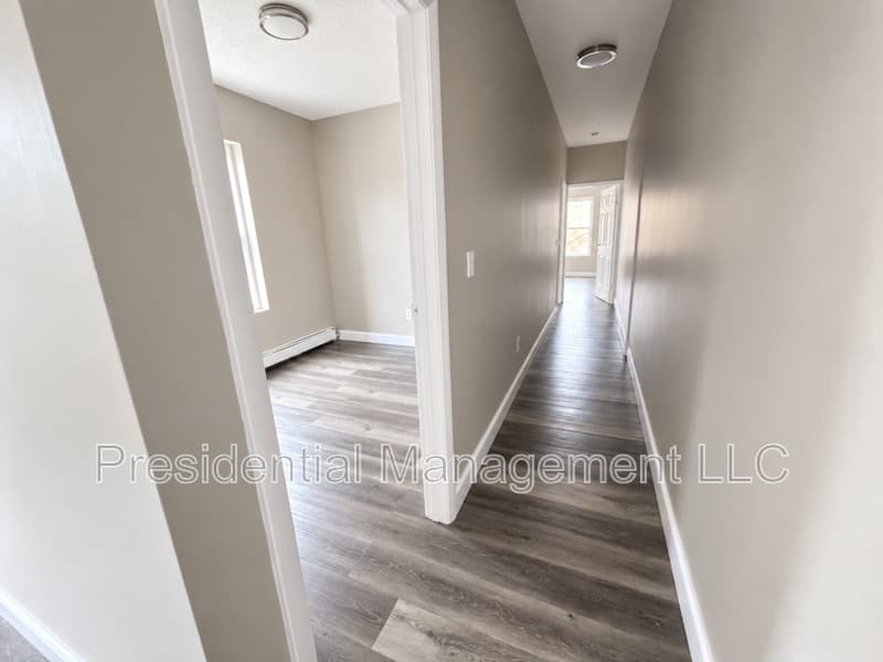 Hartford Condo: 258 Lawrence St
