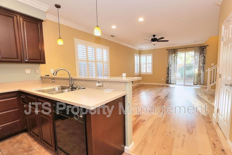 West Sacramento House: 4046 Martis Street